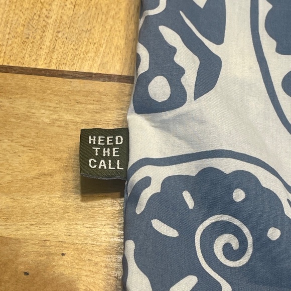 Howler Brothers Monoloha “Bone Idols” Button Up Shirt Size Large - Picture 14 of 16